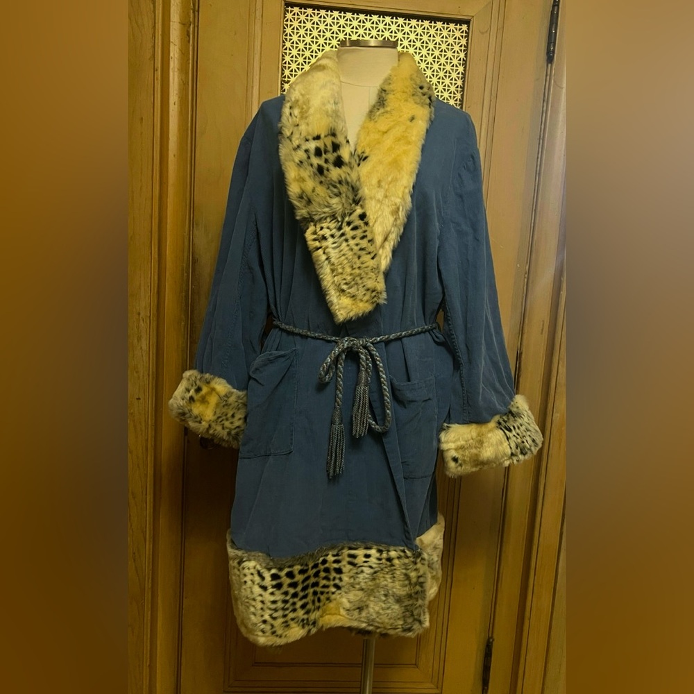 Vintage blue corduroy robe fur XL